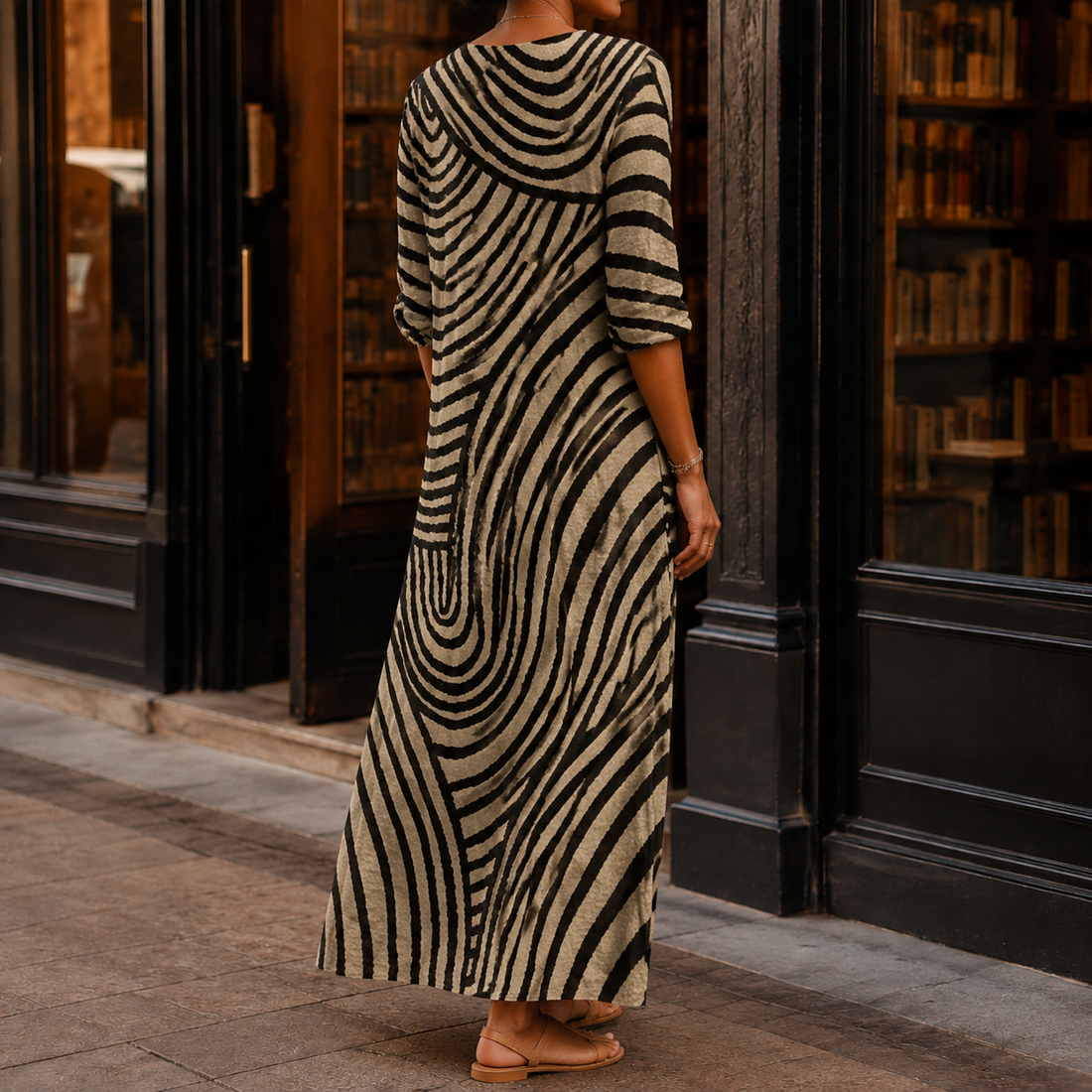 Laurel Swirl Maxi Dress - Lead Alternate View