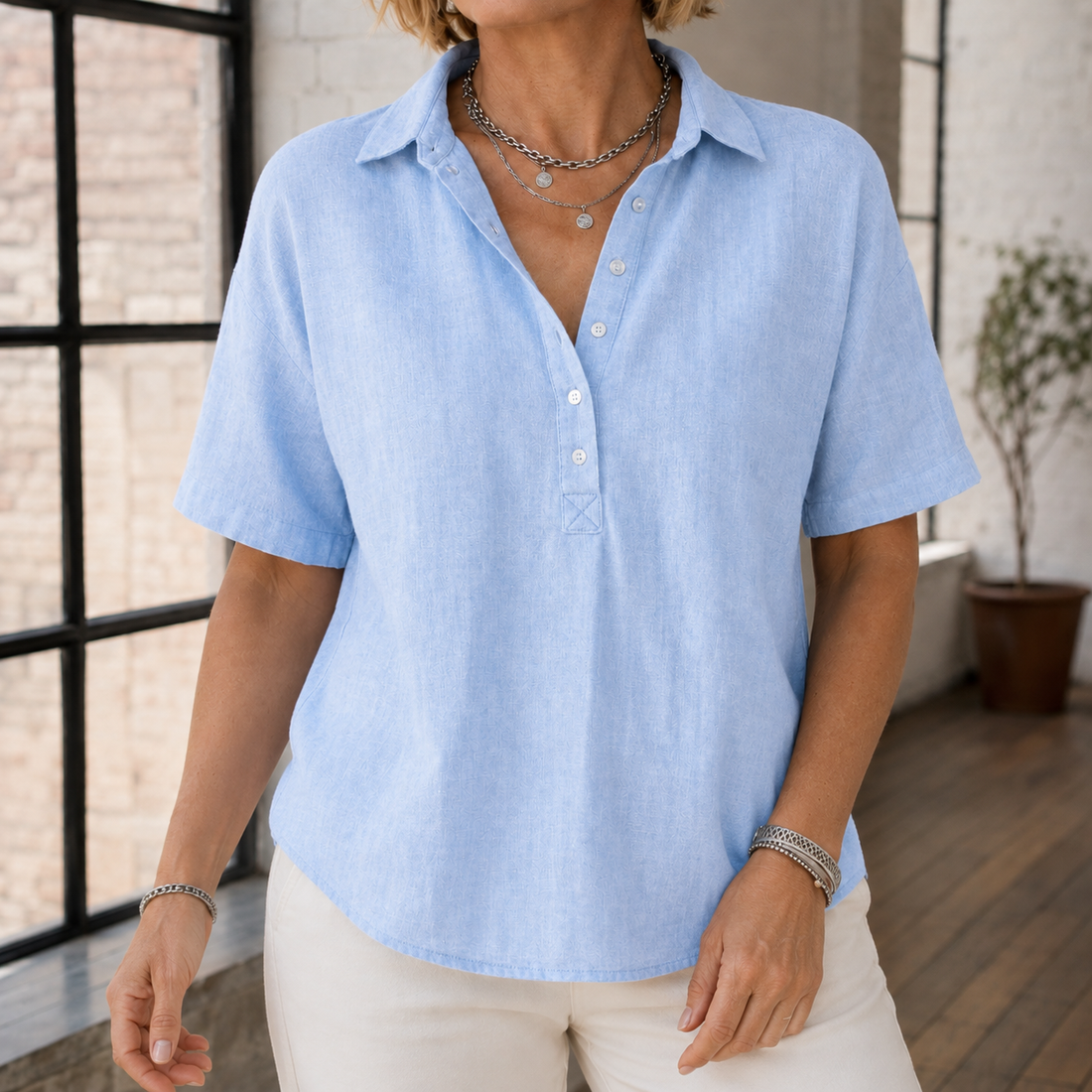 Anais-Pearl Linen Blouse - Light Blue