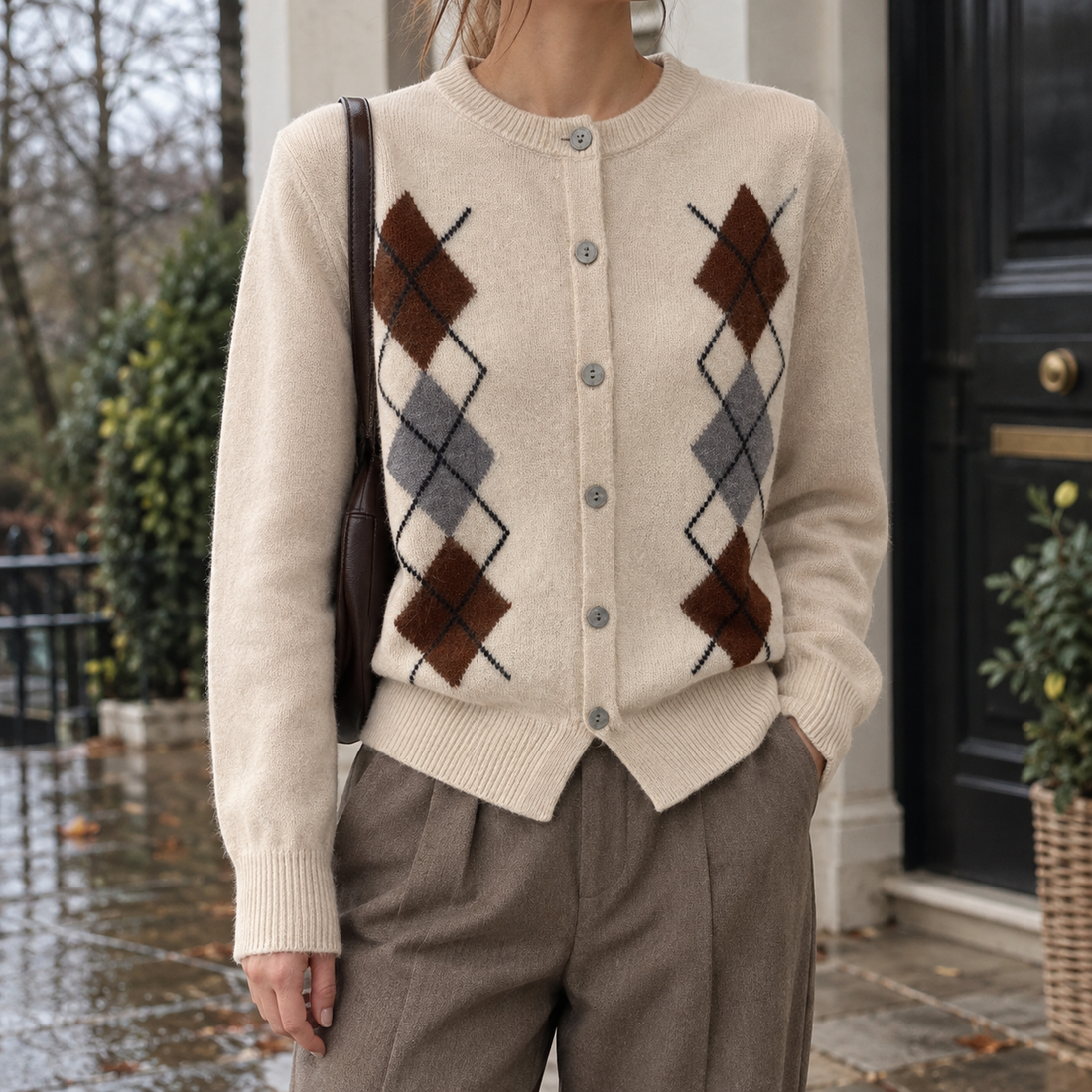 Valeria-Sage Argyle Cardigan - Beige