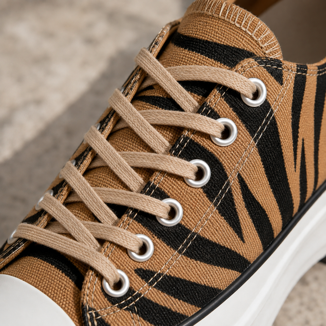 Bellini Orthopedic Sneakers - Lead Product Detail